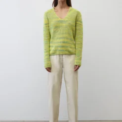 Marc O'Polo V-neck Knitted Jumper In A Slim Fit Made Of Organic Cotton Mouliné Yarn