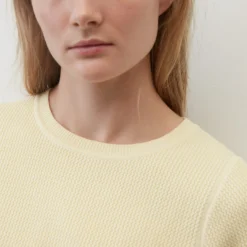 Marc O'Polo Round-neck Knitted Jumper In A Loose, Cropped Fit With A Fine Offset Pattern 15 Marc O'Polo Round-neck Knitted Jumper In A Loose, Cropped Fit With A Fine Offset Pattern -Marc O'Polo Verkäufe 0733227f6e57b585d481b4afc058bcb7 scaled