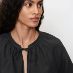 Marc O'Polo Linen Boho Blouse In A Regular Fit With Drawstring At The Hem -Marc O'Polo Verkäufe 12a52c3532b30a37e497a350ed980079 scaled