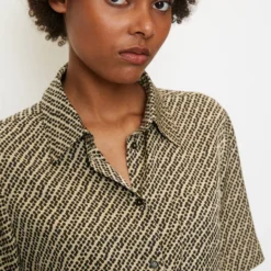 Marc O'Polo Flowing Printed Short-sleeved Blouse Made From Viscose Twill -Marc O'Polo Verkäufe 2160f91f0e1350f8147589b59aaf0756 scaled