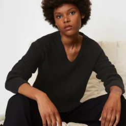 Marc O'Polo V-neck Knitted Jumper From Heavy Weight Cotton