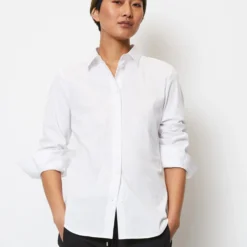 Marc O'Polo Blouse Shaped In Stretch Poplin 14 Marc O'Polo Blouse Shaped In Stretch Poplin -Marc O'Polo Verkäufe 31e9dac13f1e5a46d0cbdc1859b5503b scaled