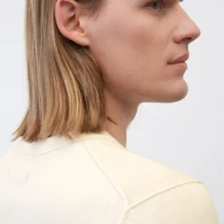 Marc O'Polo Round-neck Jumper In A Regular Fit Made Of Organic Cotton And Silk -Marc O'Polo Verkäufe 42ff44acea8e98a13155604c8a5f7b86 scaled