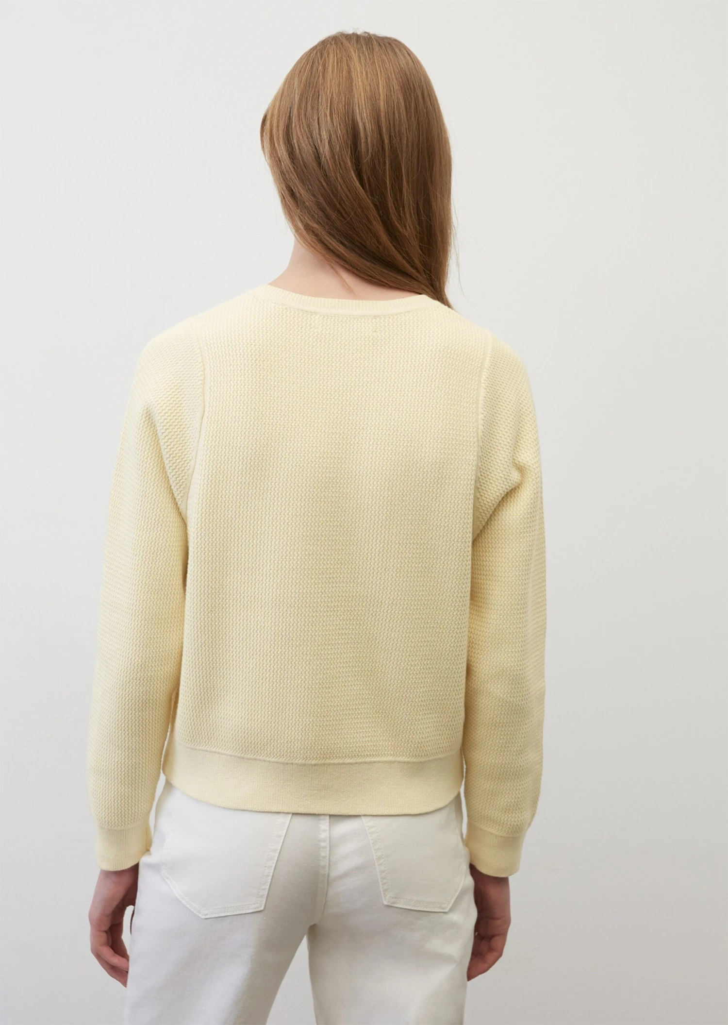 Marc O'Polo Round-neck Knitted Jumper In A Loose, Cropped Fit With A Fine Offset Pattern 5 Marc O'Polo Round-neck Knitted Jumper In A Loose, Cropped Fit With A Fine Offset Pattern – Bild 3