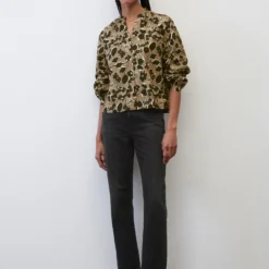 Marc O'Polo Blouse With All-over Print Made Of Paper Touch Poplin -Marc O'Polo Verkäufe 71b490d34ee57d7c5b13effce6679b51 scaled