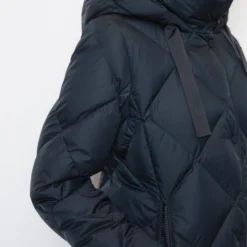 Marc O'Polo Buffer Down Jacket Regular With Contrasting Hood -Marc O'Polo Verkäufe 8250159bda3a9a4c97cd3e2485cbf294 scaled