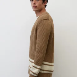 Marc O'Polo V-neck Cardigan, Relaxed Fit Made Of An Organic Cotton And New Wool Blend 16 Marc O'Polo V-neck Cardigan, Relaxed Fit Made Of An Organic Cotton And New Wool Blend -Marc O'Polo Verkäufe 86cad224a04e5f27713ef70d47faa6cb scaled