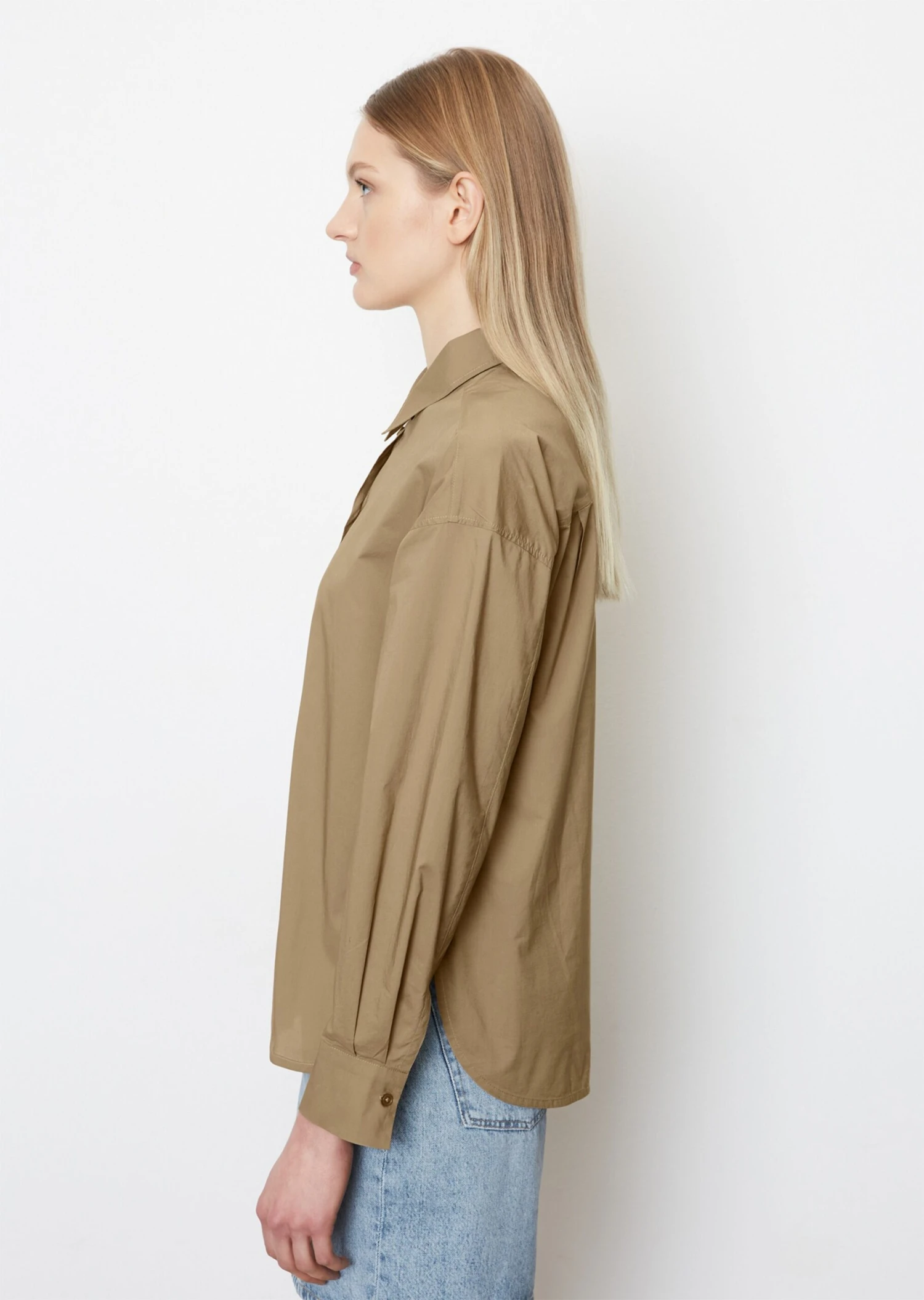 Marc O'Polo Long Sleeve Blouse In A Relaxed Fit Made Of Paper Touch Poplin 8 Marc O'Polo Long Sleeve Blouse In A Relaxed Fit Made Of Paper Touch Poplin – Bild 6