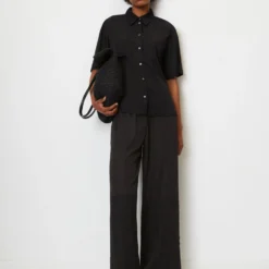 Marc O'Polo Flowing Short-sleeved Blouse Made From Viscose Twill