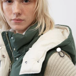 Marc O'Polo Down Puffer Body Warmer With A Hood With A Water-resistant Surface -Marc O'Polo Verkäufe a0965792c276243c90df77353a6973b4 scaled