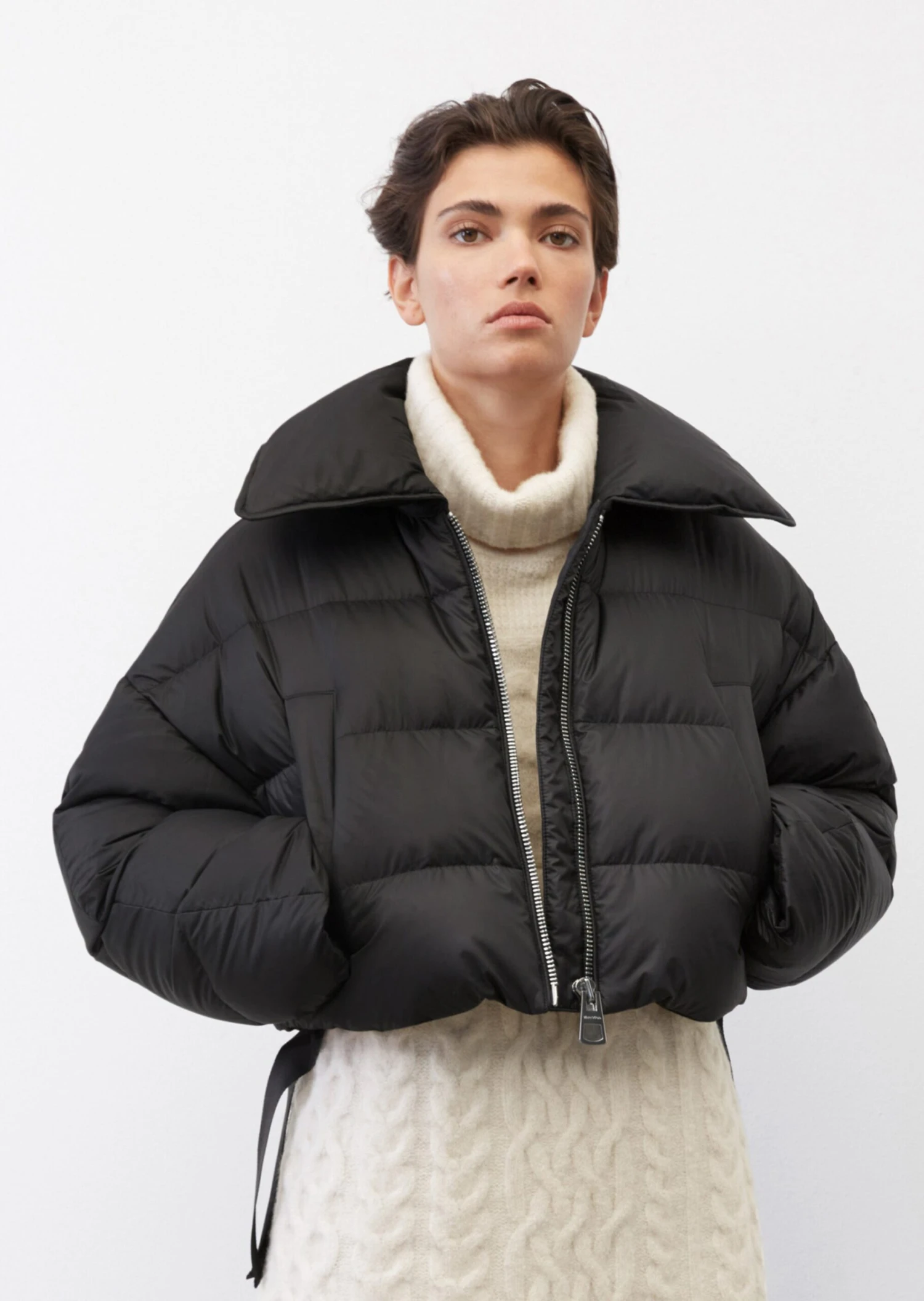 Marc O'Polo Cropped Oversized Down Puffer Jacket Made Of Recycled Materials 6 Marc O'Polo Cropped Oversized Down Puffer Jacket Made Of Recycled Materials – Bild 4