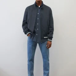 Marc O'Polo Bomber Jacket In A Regular Fit With A Stand-up Collar -Marc O'Polo Verkäufe c0d92f0aa551793de82958f99fbe4421 1 scaled
