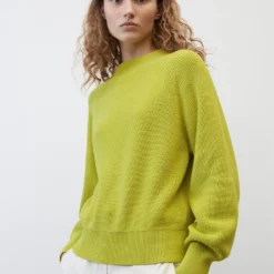 Marc O'Polo Cropped Knitted Jumper With A Mock Turtleneck Collar Made From Heavy Weight Organic Cotton