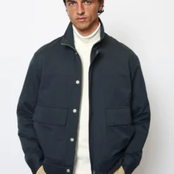 Marc O'Polo Lightly Padded Utility Jacket Regular With A Stand-up Collar -Marc O'Polo Verkäufe cca0aa9c277f3c1c6e224119e21e02b4 1 scaled